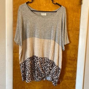 Maurices 24/7 size 1 cheetah print top